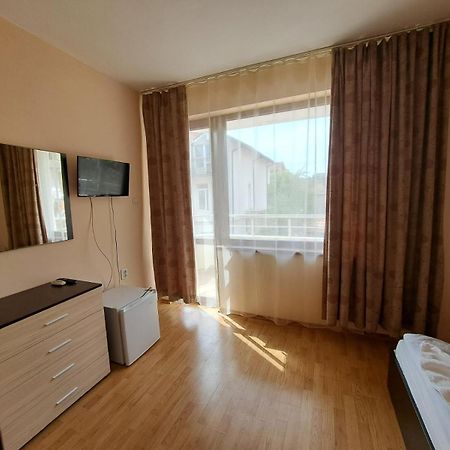 Guest House Lazur Obzor Δωμάτιο φωτογραφία