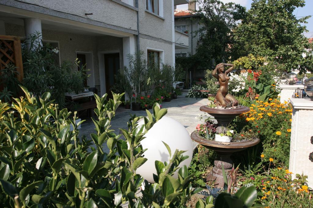 Guest House Lazur Obzor Εξωτερικό φωτογραφία
